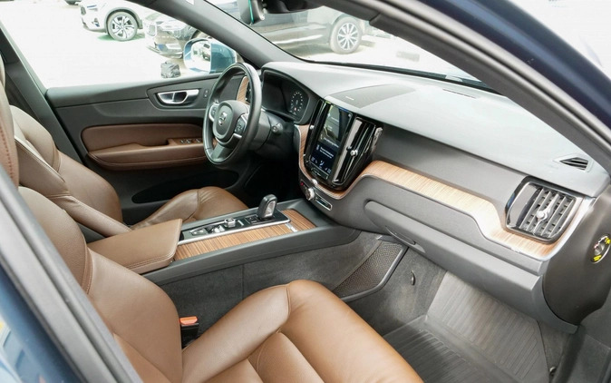 Volvo XC 60 cena 164900 przebieg: 118820, rok produkcji 2020 z Barcin małe 529